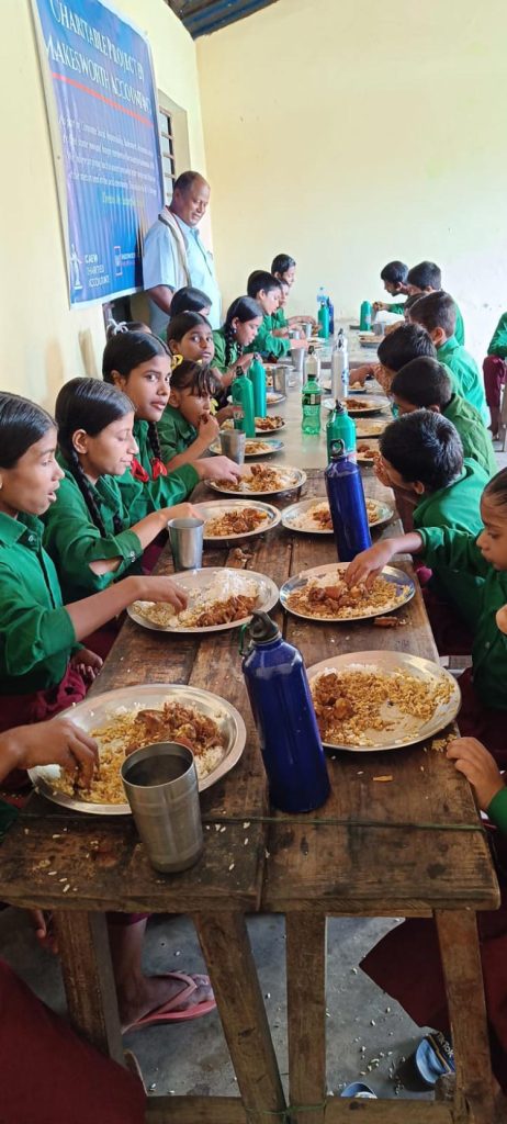 Charity at Shree Janta Prathmik Vidhyalaya